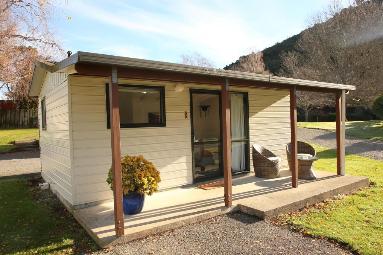 Parklands Marina Holiday Park Picton Exterior foto